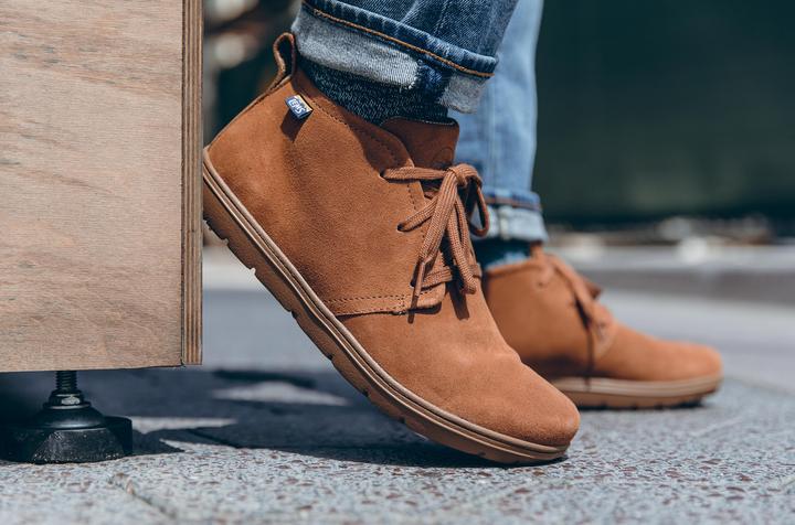 suede chukka