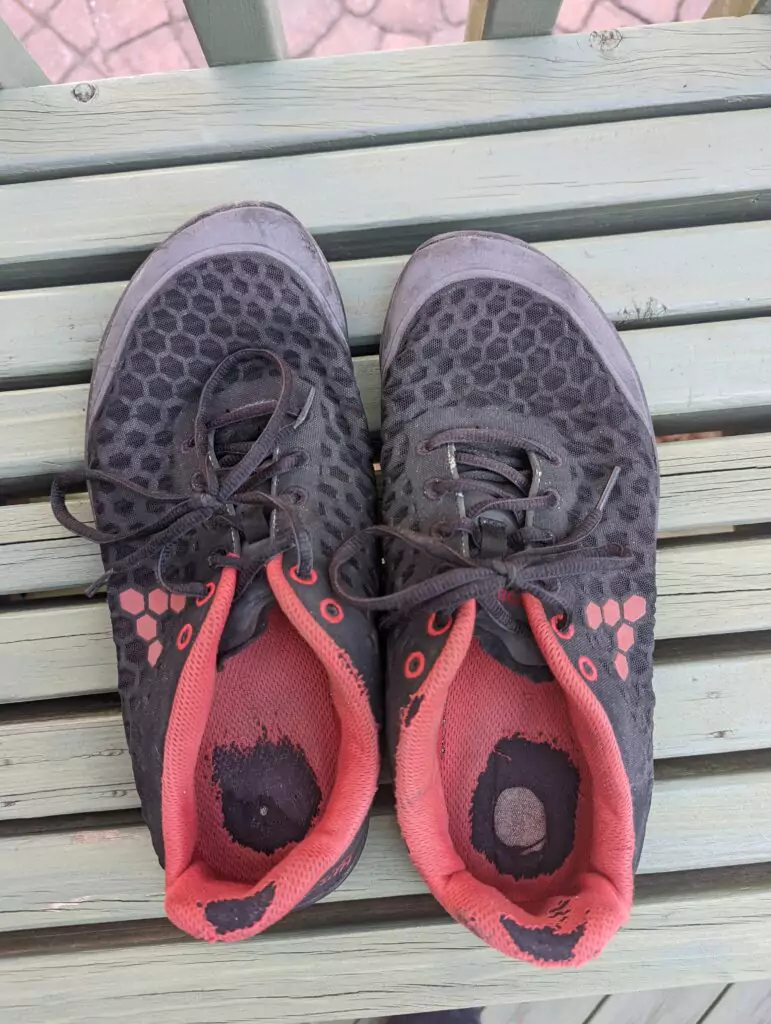 Vivobarefoot stealth best sale 2 womens