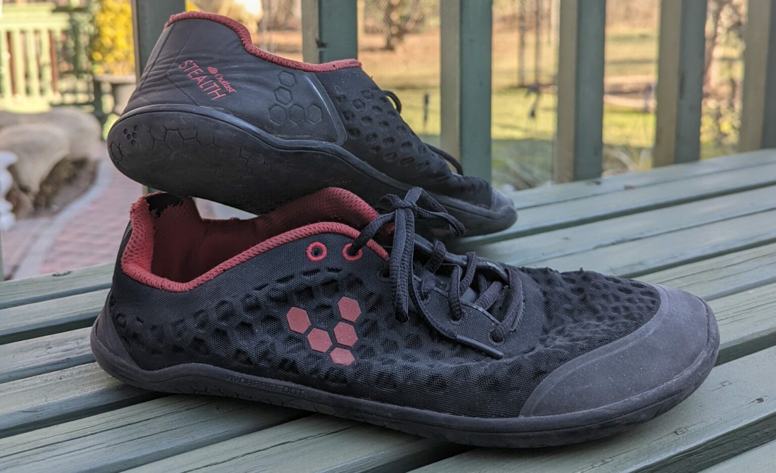 vivobarefoot stealth womens